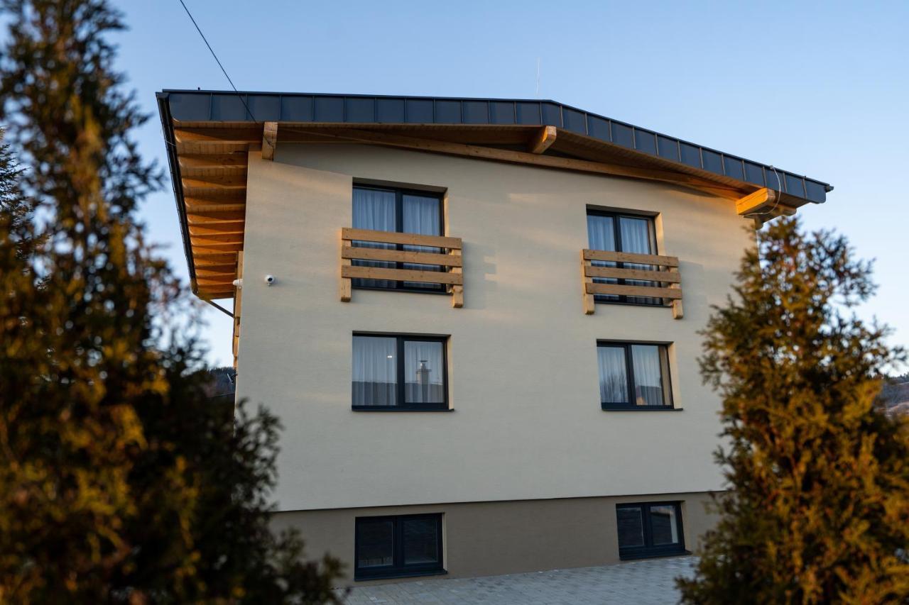 Apartmany Janka + Camp Bešeňová Εξωτερικό φωτογραφία