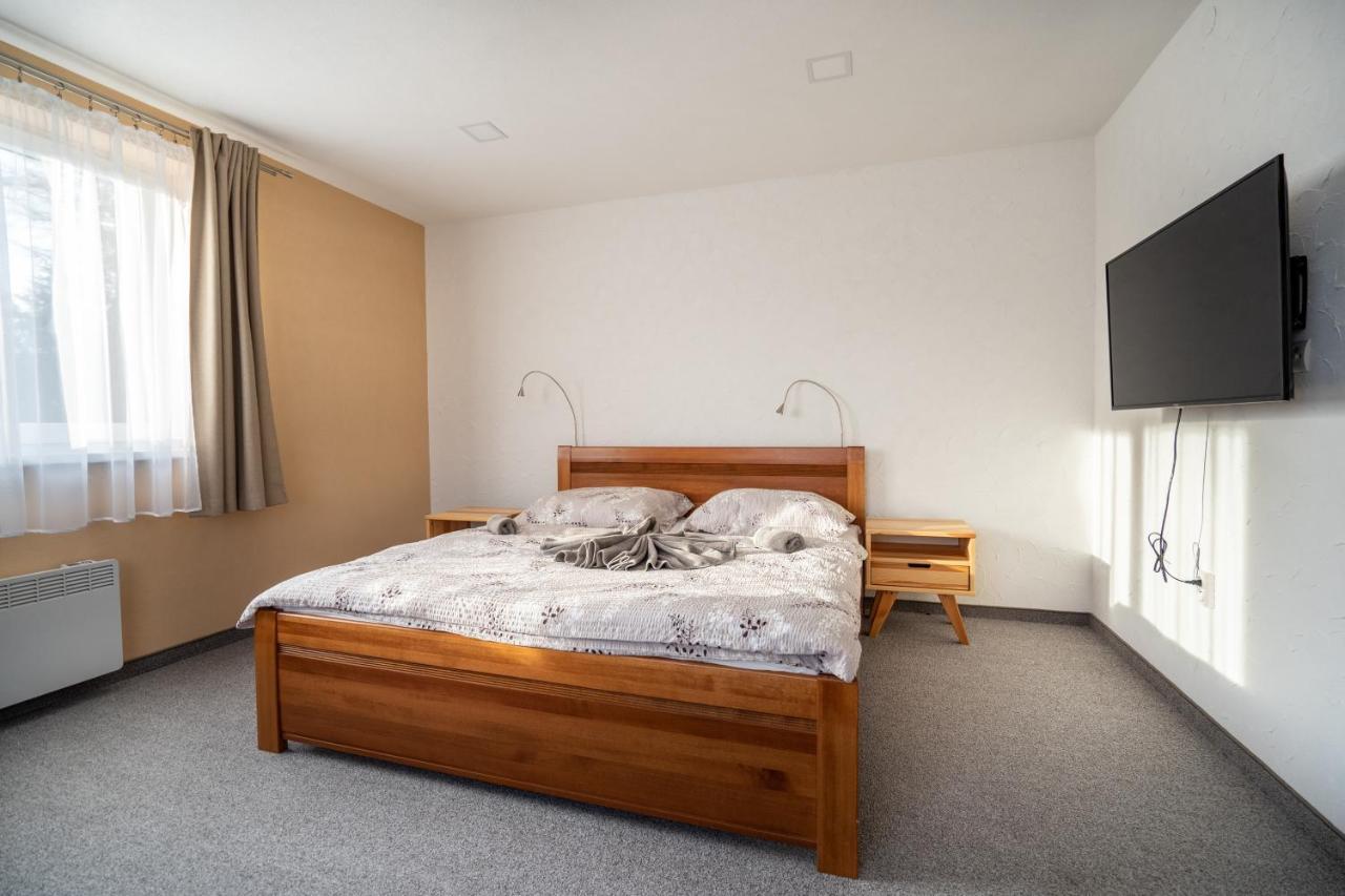 Apartmany Janka + Camp Bešeňová Εξωτερικό φωτογραφία