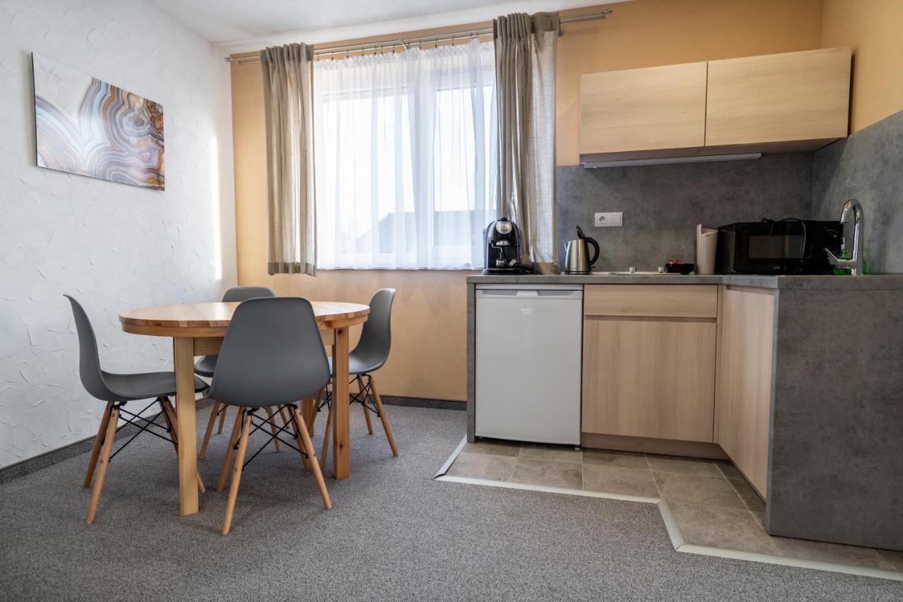 Apartmany Janka + Camp Bešeňová Εξωτερικό φωτογραφία