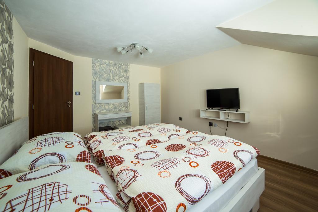 Apartmany Janka + Camp Bešeňová Εξωτερικό φωτογραφία